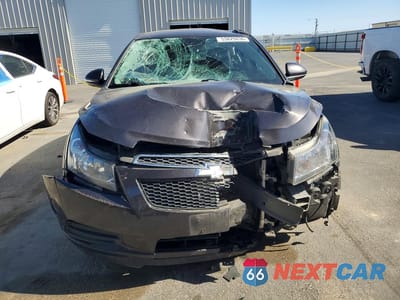 Piąte zdjęcie samochodu w środku: 2014 CHEVROLET CRUZE LT VIN:1G1PC5SB8E7433834 - miniatura