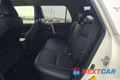 Zdjęcie 6 z 13 samochodu: 2022 TOYOTA 4RUNNER TRD SPORT VIN:JTESU5JR6N5991248 - miniatura