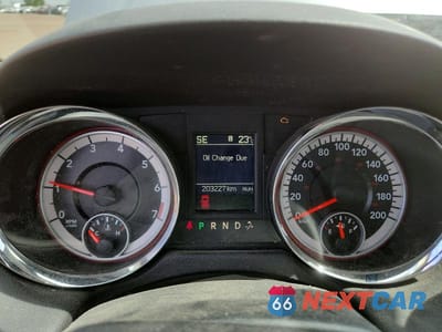 Zdjęcie 9 z 13 samochodu: 2015 DODGE GRAND CARAVAN CREW VIN:2C4RDGDG2FR551363 - miniatura