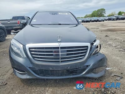 Piąte zdjęcie samochodu w środku: 2016 MERCEDES-BENZ S 550 4MATIC VIN:WDDUG8FB0GA268903 - miniatura