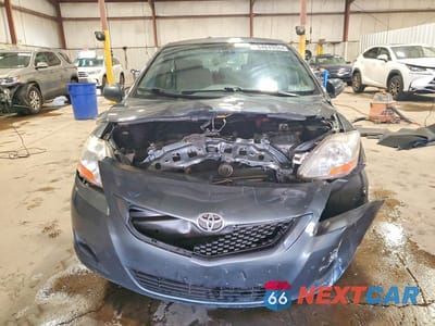 Piąte zdjęcie samochodu w środku: 2010 TOYOTA YARIS BASE VIN:JTDBT4K39A4067205 - miniatura