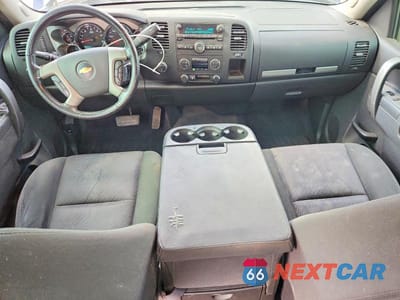 Zdjęcie 8 z 12 samochodu: 2013 CHEVROLET SILVERADO K1500 LT VIN:3GCPKSE7XDG155120 - miniatura