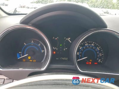 Zdjęcie 9 z 12 samochodu: 2011 TOYOTA HIGHLANDER HYBRID VIN:JTEBC3EH1B2003251 - miniatura