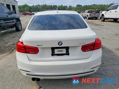 Zdjęcie 6 z 12 samochodu: 2017 BMW 330 XI VIN:WBA8D9G34HNU63010 - miniatura