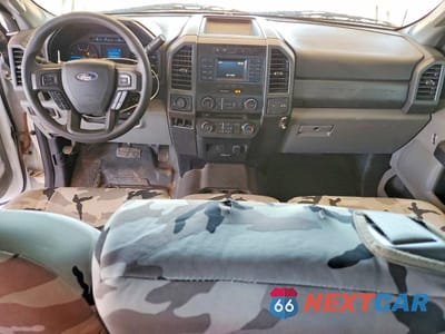 Zdjęcie 8 z 12 samochodu: 2017 FORD F350 SUPER DUTY VIN:1FT8X3BT5HED34854 - miniatura