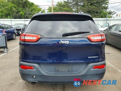 Zdjęcie 6 z 13 samochodu: 2016 JEEP CHEROKEE SPORT VIN:1C4PJLABXGW207306 - miniatura