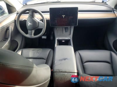 Zdjęcie 8 z 14 samochodu: 2023 TESLA MODEL Y VIN:7SAYGDEE1PA125322 - miniatura
