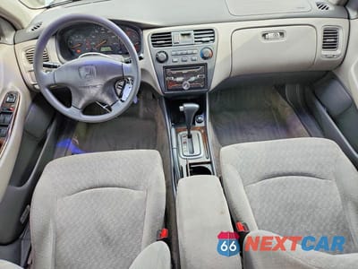 Zdjęcie 8 z 12 samochodu: 2002 HONDA ACCORD SE VIN:1HGCG56762A019256 - miniatura