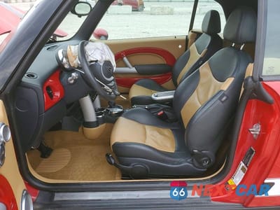 Zdjęcie 7 z 12 samochodu: 2006 MINI COOPER S VIN:WMWRH33576TL93010 - miniatura