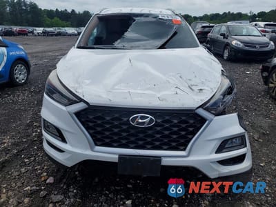 Piąte zdjęcie samochodu w środku: 2019 HYUNDAI TUCSON SPORT VIN:KM8J3CALXKU848979 - miniatura