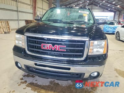 Piąte zdjęcie samochodu w środku: 2011 GMC SIERRA C1500 SLE VIN:3GTP1VE09BG383162 - miniatura