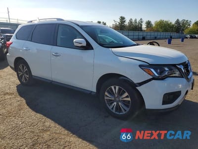 Czwarte zdjęcie samochodu z boku: 2018 NISSAN PATHFINDER SV VIN:5N1DR2MM9JC603119 - miniatura