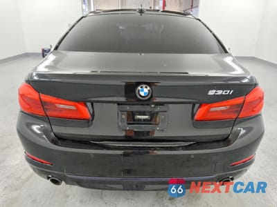 Zdjęcie 6 z 12 samochodu: 2018 BMW 530 I VIN:WBAJA5C54JWA35614 - miniatura