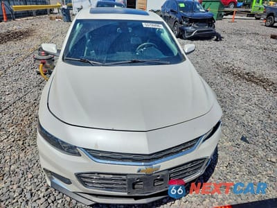 Piąte zdjęcie samochodu w środku: 2016 CHEVROLET MALIBU LT VIN:1G1ZE5ST8GF212772 - miniatura