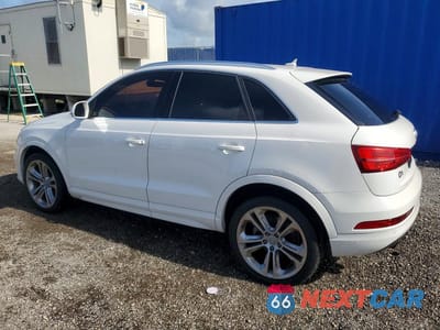 Drugie zdjęcie samochodu z przodu: 2016 AUDI Q3 PREMIUM PLUS VIN:WA1EFCFS0GR010915 - miniatura