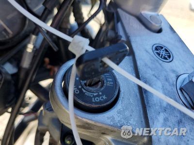 Zdjęcie 8 z 9 samochodu: 2004 YAMAHA YZF600 R VIN:JYA5AHC014A042783 - miniatura