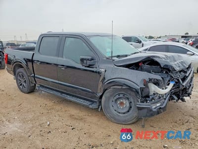 Czwarte zdjęcie samochodu z boku: 2022 FORD F150 SUPERCREW VIN:1FTEW1C83NFA26561 - miniatura