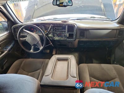 Zdjęcie 8 z 13 samochodu: 2005 CHEVROLET SILVERADO K1500 VIN:2GCEK19B251306056 - miniatura