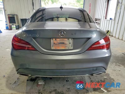 Zdjęcie 6 z 12 samochodu: 2019 MERCEDES-BENZ CLA 250 4MATIC VIN:WDDSJ4GB6KN719348 - miniatura