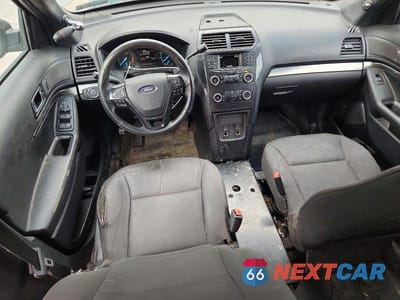 Zdjęcie 8 z 13 samochodu: 2019 FORD EXPLORER POLICE INTERCEPTOR VIN:1FM5K8AR1KGB18382 - miniatura