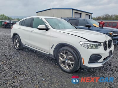 Czwarte zdjęcie samochodu z boku: 2021 BMW X4 XDRIVE30I VIN:5UX2V1C04M9F37369 - miniatura