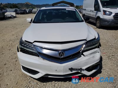 Piąte zdjęcie samochodu w środku: 2018 ACURA ILX BASE WATCH PLUS VIN:19UDE2F34JA003111 - miniatura