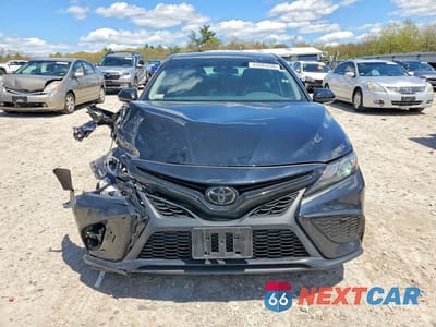 Piąte zdjęcie samochodu w środku: 2024 TOYOTA CAMRY SE VIN:4T1G11BK7RU116281 - miniatura