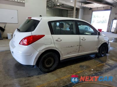 Trzecie zdjęcie samochodu z tyłu: 2008 NISSAN VERSA 1.8 S VIN:3N1BC13E28L413522 - miniatura