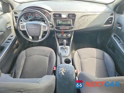 Zdjęcie 8 z 13 samochodu: 2014 CHRYSLER 200 TOURING VIN:1C3CCBBG4EN131263 - miniatura