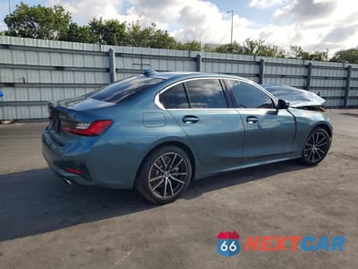 Trzecie zdjęcie samochodu z tyłu: 2020 BMW 330I VIN:3MW5R1J04L8B35473 - miniatura