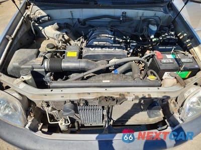 Zdjęcie 11 z 12 samochodu: 2002 TOYOTA TUNDRA SR5 V8 VIN:5TBBT44122S263867 - miniatura