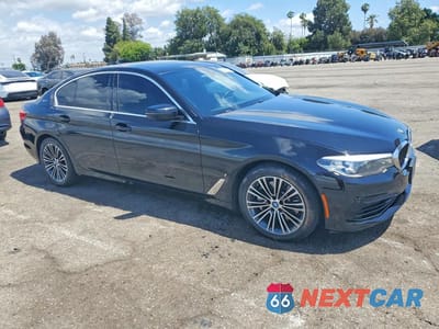 Czwarte zdjęcie samochodu z boku: 2019 BMW 530E VIN:WBAJA9C56KB389521 - miniatura