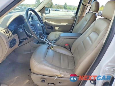 Zdjęcie 7 z 13 samochodu: 2005 FORD EXPLORER XLT VIN:1FMZU73W85UB03750 - miniatura