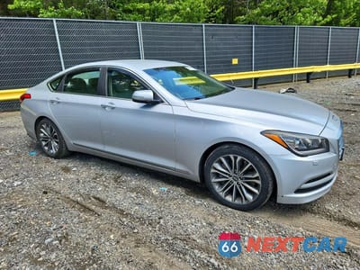 Czwarte zdjęcie samochodu z boku: 2015 HYUNDAI GENESIS 3.8L VIN:KMHGN4JE8FU096393 - miniatura