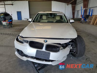 Piąte zdjęcie samochodu w środku: 2015 BMW 328 I VIN:WBA3A5G50FNS89348 - miniatura