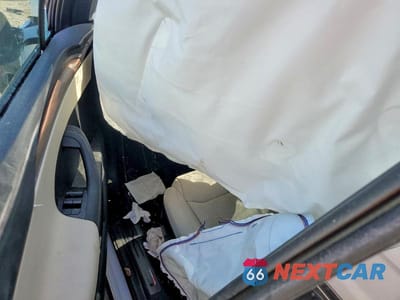 Zdjęcie 8 z 12 samochodu: 2026 TESLA MODEL X VIN:7SAXCDE57TF480340 - miniatura