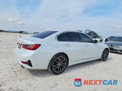Trzecie zdjęcie samochodu z tyłu: 2019 BMW 330I VIN:WBA5R1C57KAE82035 - miniatura
