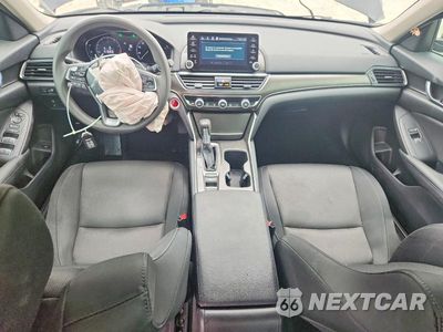 Zdjęcie 8 z 12 samochodu: 2021 HONDA ACCORD LX VIN:1HGCV1F14MA040474 - miniatura