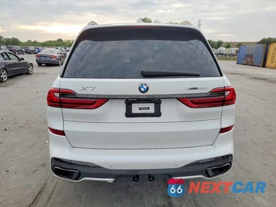 Zdjęcie 6 z 14 samochodu: 2021 BMW X7 XDRIVE40I VIN:5UXCW2C09M9E78892 - miniatura