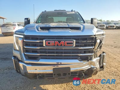 Piąte zdjęcie samochodu w środku: 2025 GMC SIERRA K2500 SLE VIN:1GT4UME75SF282249 - miniatura