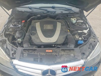Zdjęcie 11 z 12 samochodu: 2011 MERCEDES-BENZ C 300 4MATIC VIN:WDDGF8BB0BR157946 - miniatura