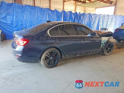Trzecie zdjęcie samochodu z tyłu: 2017 BMW 330 XI VIN:WBA8D9G54HNT91291 - miniatura