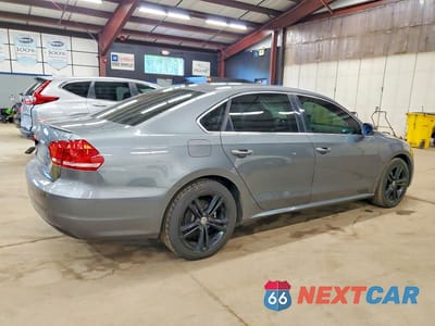 Trzecie zdjęcie samochodu z tyłu: 2014 VOLKSWAGEN PASSAT SE VIN:1VWBS7A3XEC035703 - miniatura