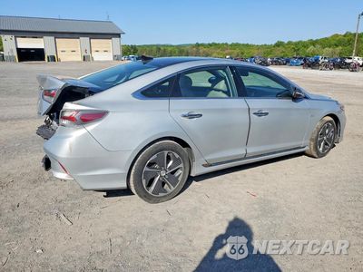 Trzecie zdjęcie samochodu z tyłu: 2018 HYUNDAI SONATA HYBRID LIMITED VIN:KMHE34L37JA087395 - miniatura