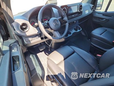 Zdjęcie 8 z 14 samochodu: 2025 MERCEDES-BENZ SPRINTER 2500 VIN:W1Z4KFHY5SP811710 - miniatura