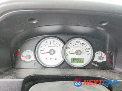 Zdjęcie 9 z 14 samochodu: 2005 FORD ESCAPE VIN:1FMCU931X5KE48991 - miniatura