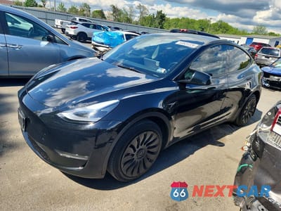 2024 TESLA MODEL Y 7SAYGDEE1RF164711 - główne zdjęcie licytacji z USA - miniatura