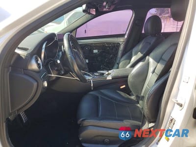 Zdjęcie 7 z 13 samochodu: 2016 MERCEDES-BENZ C 300 4MATIC VIN:55SWF4KB6GU175782 - miniatura