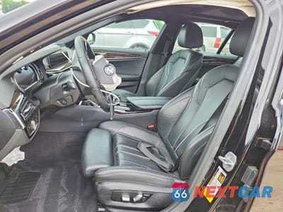 Zdjęcie 7 z 12 samochodu: 2018 BMW 540 I VIN:WBAJE5C57JWA94113 - miniatura