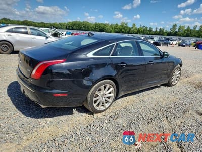 Trzecie zdjęcie samochodu z tyłu: 2013 JAGUAR XJ VIN:SAJWA1C71D8V44554 - miniatura